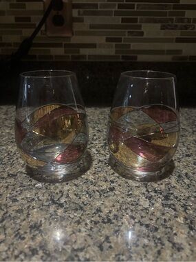 Cornet Barcelona Stemless Wine Glasses with Gold and Pink Swirl Accents